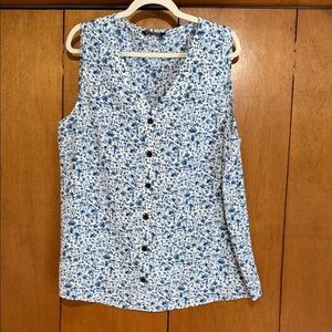 BloomChic White and Blue Floral Blouse